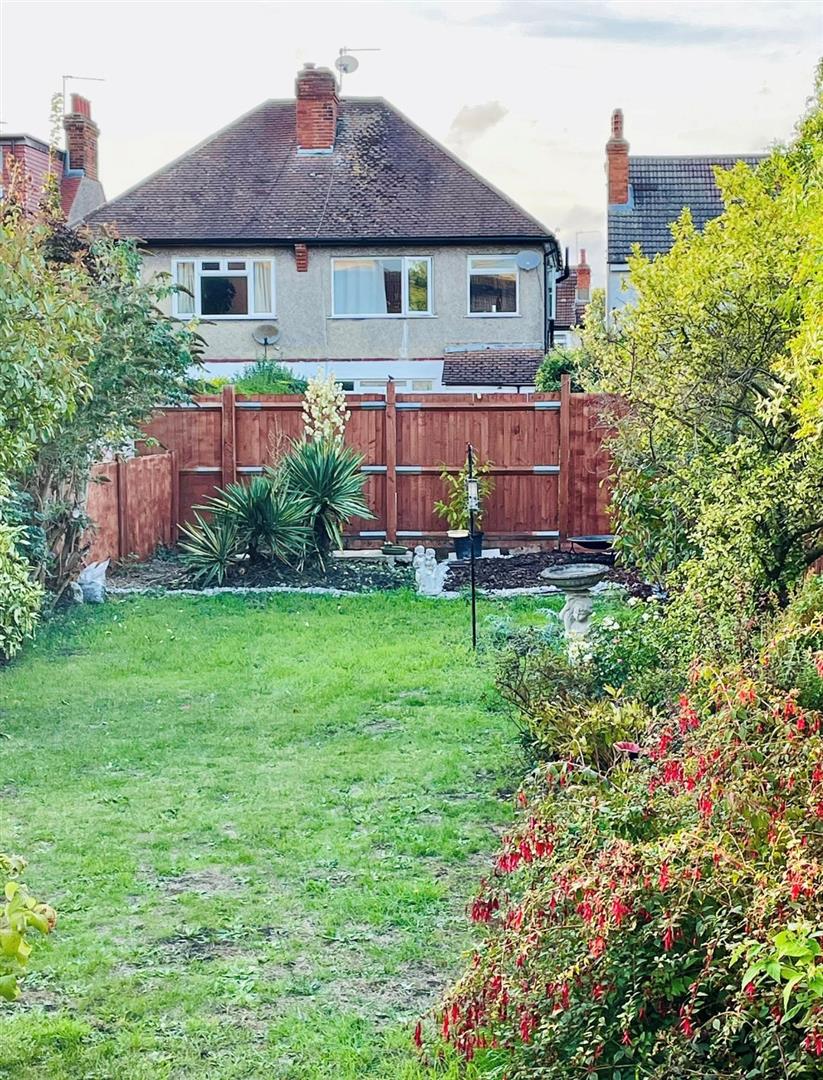 Hackbridge Road, Wallington